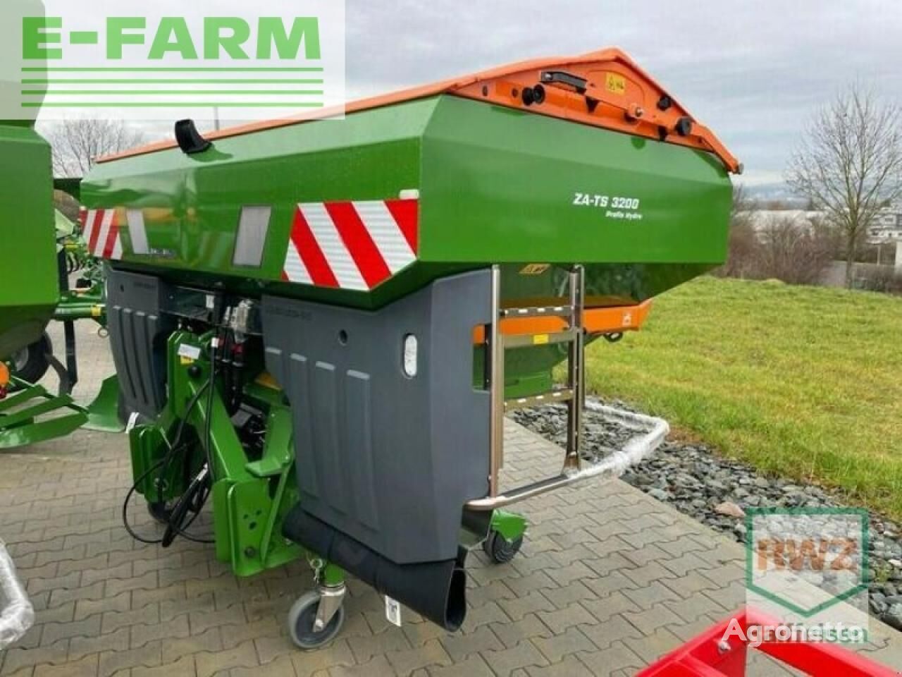 Amazone za-ts 3200 super anbau mounted fertilizer spreader