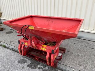 Rauch MDS 701 mounted fertilizer spreader