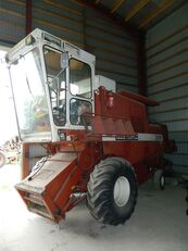 Laverda 3300 grain harvester