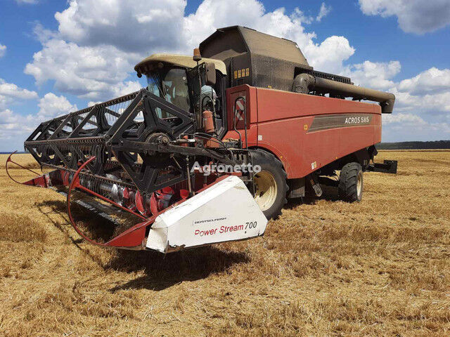 Versatile ACROS  585 №775 grain harvester
