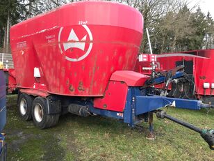 Mayer Duo Premium 22m³ self propelled feed mixer