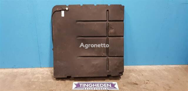 New Holland CR9080 fuel tank for New Holland New Holland CR9080 Reservedelsnummer: 86998004<br />Der er lidt varme pletter på se billeder wheel tractor