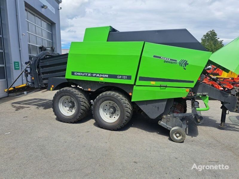 Deutz-Fahr GP 121 square baler