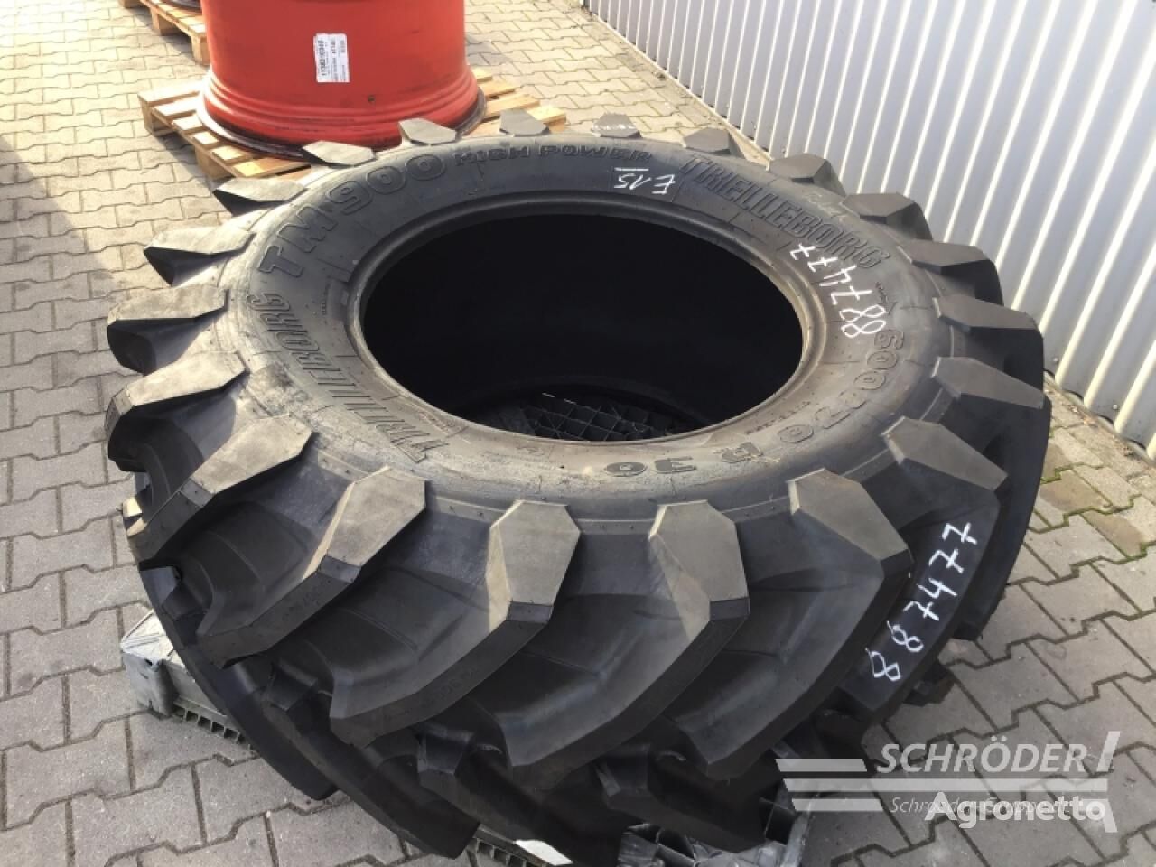 1X 600/70 R30 TL 158D [155E] TM900HP tractor tire