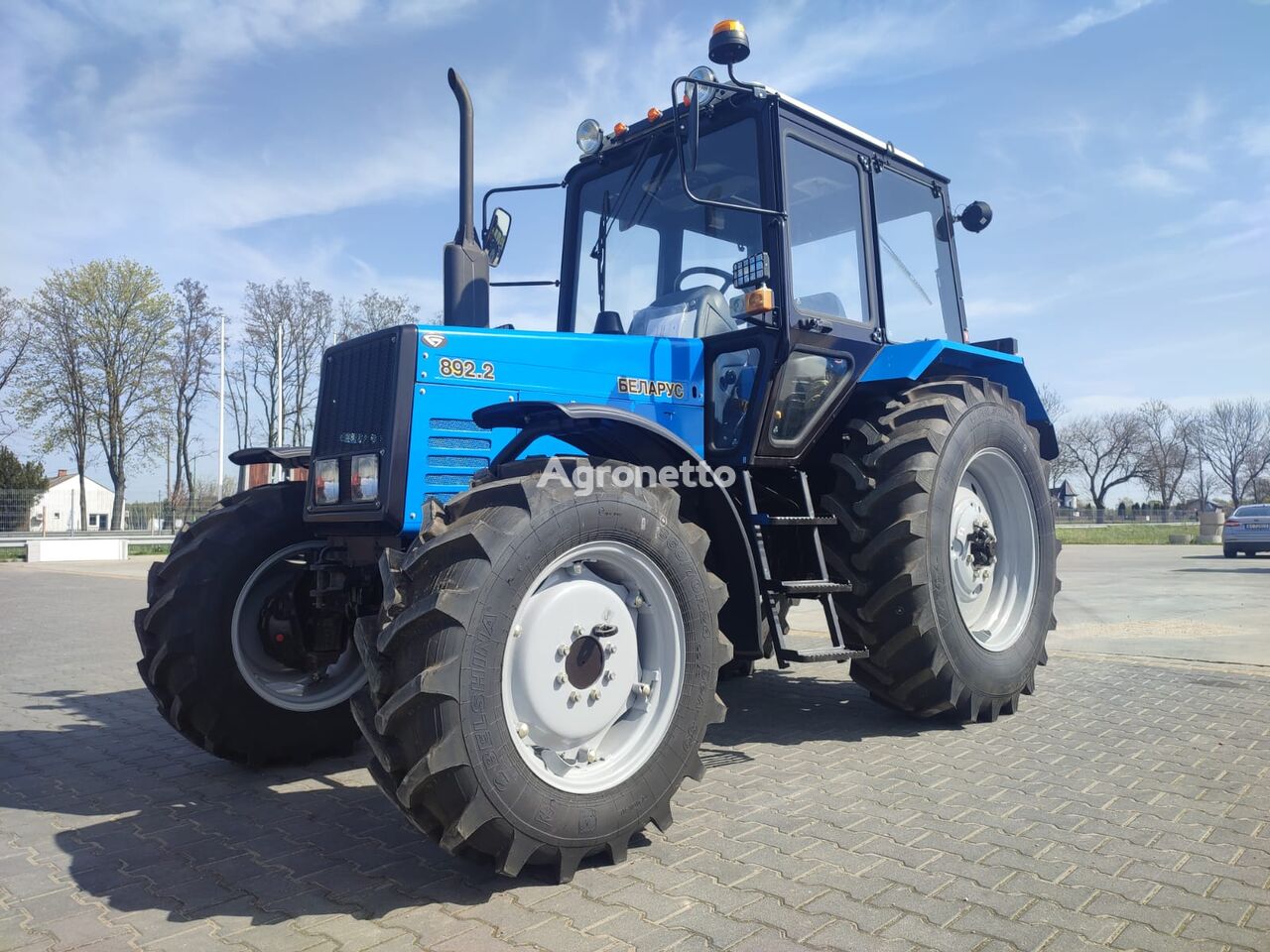 Belarus MTZ 892.2 wheel tractor