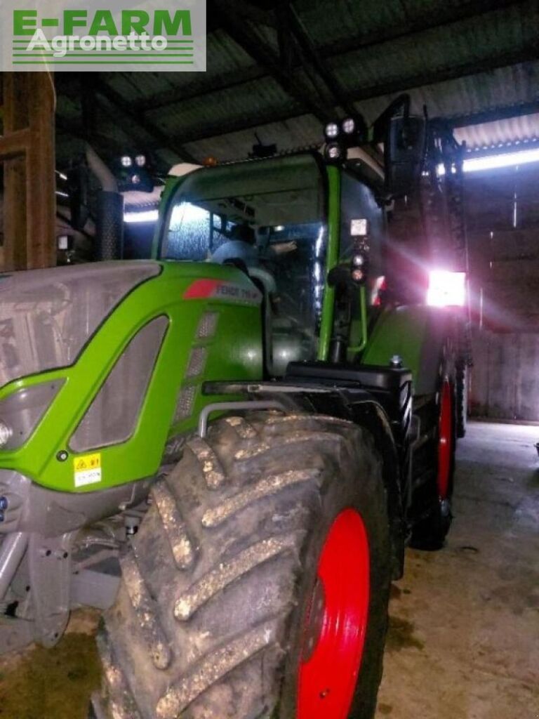 Fendt 716 power wheel tractor
