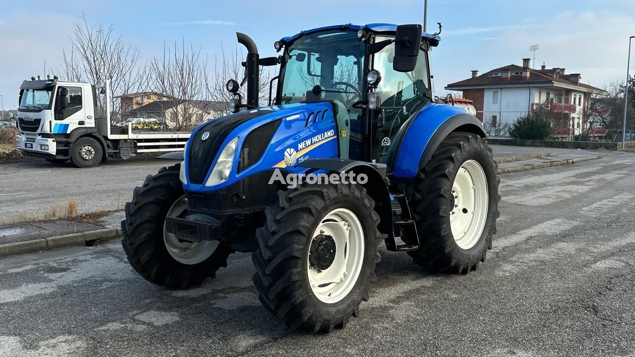 New Holland T5.120 4x4 wheel tractor