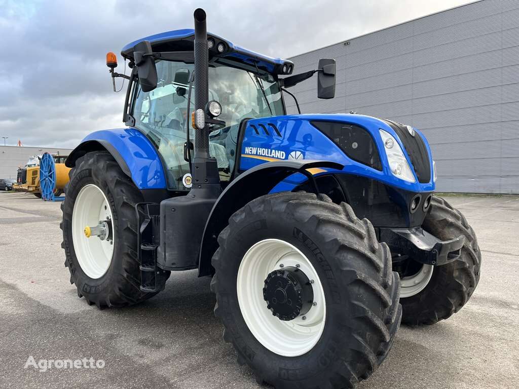 New Holland T7.245 Tractors wheel tractor